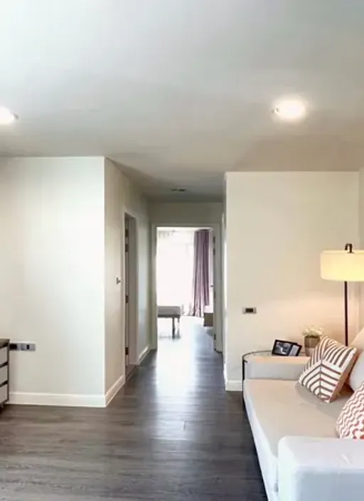 Photo 1 of listing DA-2299514: 2-bedroom condo (71.4 sq.m.) at The Crest Sukhumvit 49