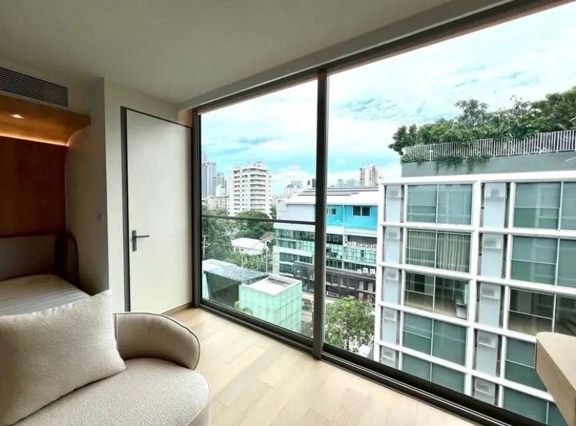 Photo 1 of listing DA-2339512: 1-bedroom condo (32 sq.m.) at SCOPE Promsri