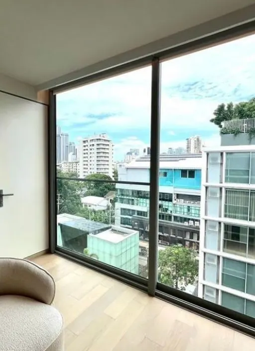 Photo 1 of listing DA-2339512: 1-bedroom condo (32 sq.m.) at SCOPE Promsri