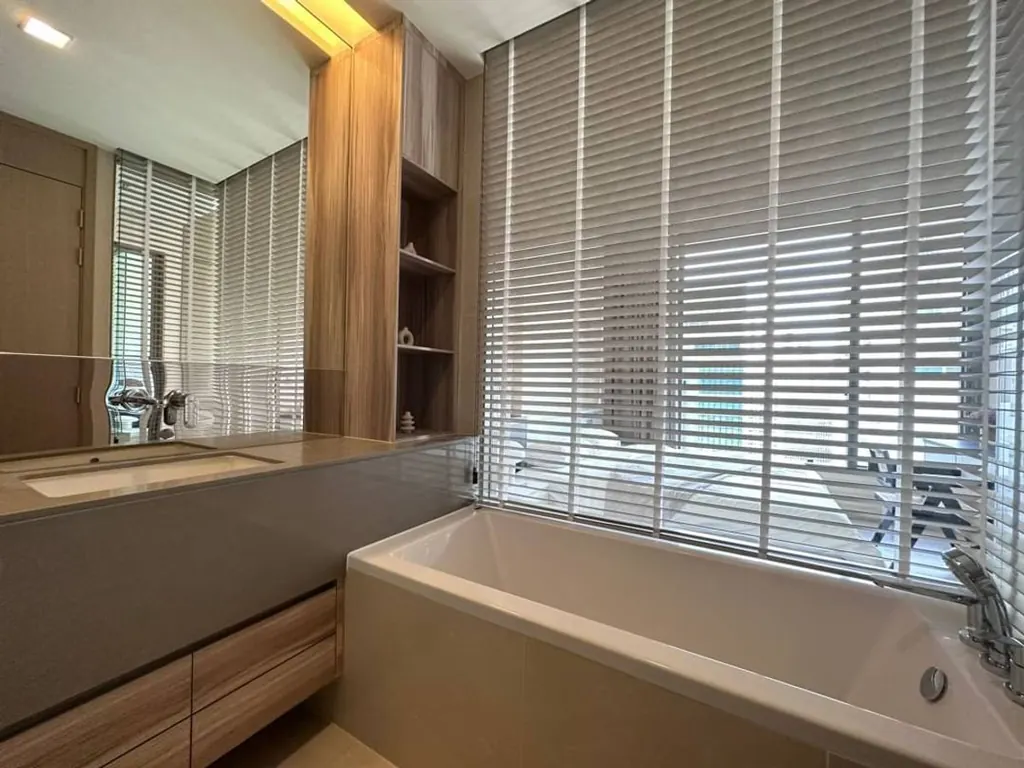 Badezimmer der 1-Zimmer-Wohnung (47 m²) im The Esse Asoke
