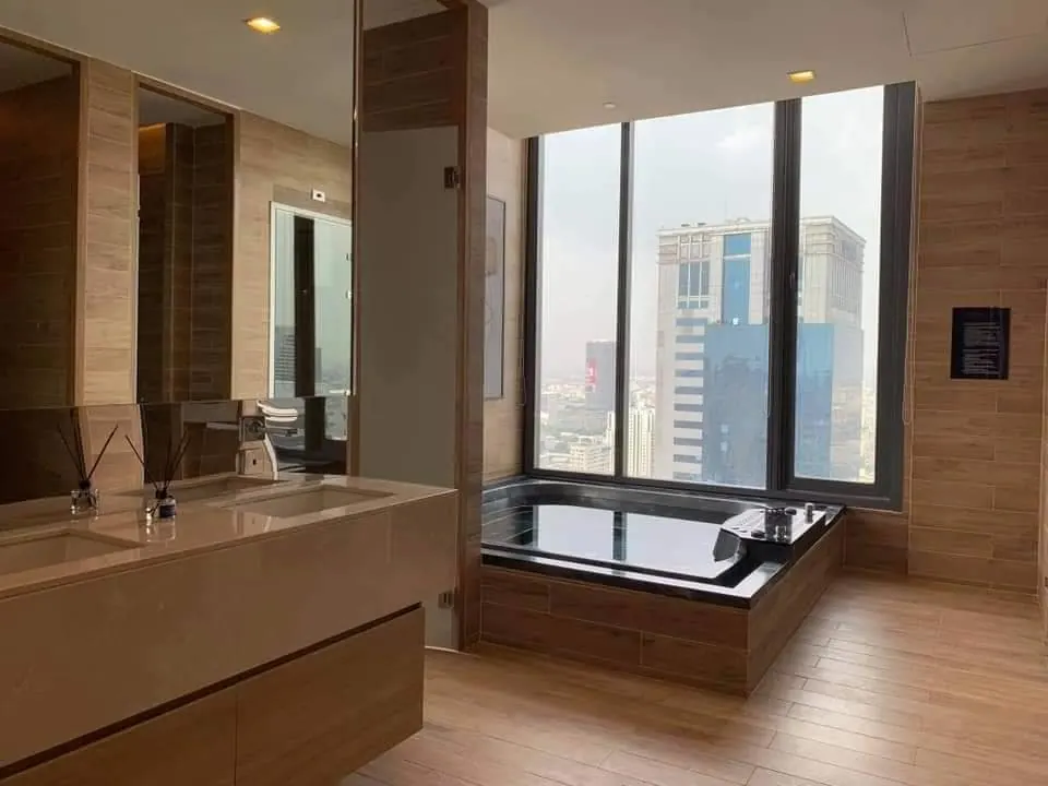 Badezimmer (Ansicht 2) der 1-Zimmer-Wohnung (47 m²) im The Esse Asoke
