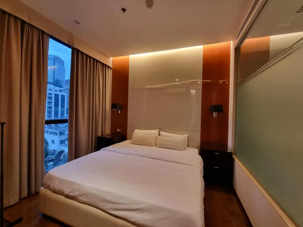 Bedroom of the 1-bedroom condo (52.03 sq.m.) at The Address Sukhumvit 28