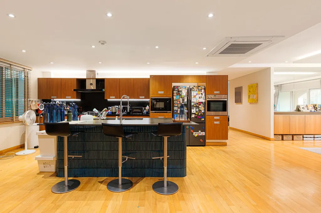 Foto 5 von Angebot DA-2433576: 4-Zimmer-Eigentumswohnung (303 m²) im Silver Heritage Condominium
