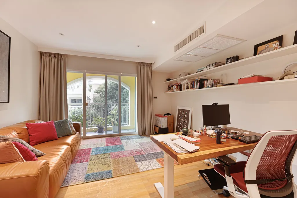 Foto 7 von Angebot DA-2433576: 4-Zimmer-Eigentumswohnung (303 m²) im Silver Heritage Condominium
