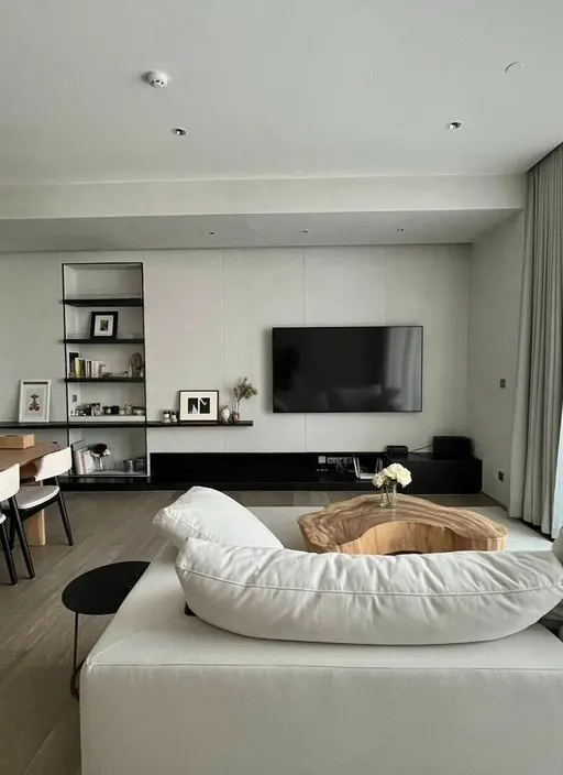 Photo 1 of listing DA-2439563: 2-bedroom condo (113 sq.m.) at Q1 Sukhumvit