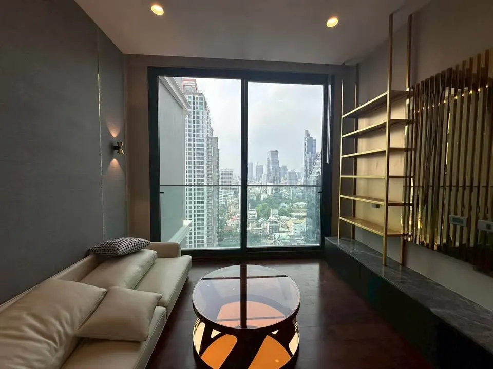 Photo 7 of listing DA-2446882: 1-bedroom condo (46 sq.m.) at Anil Sathorn 12
