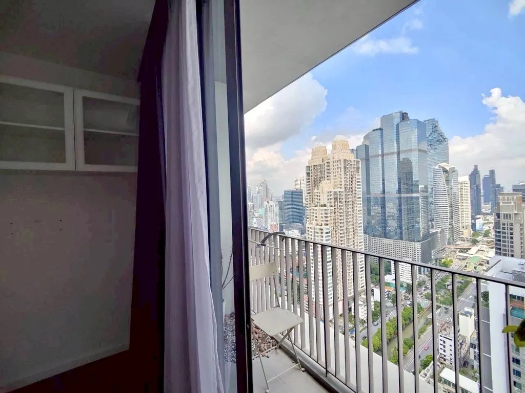 Photo 4 of listing DA-2455698: 1-bedroom condo (38.44 sq.m.) at Nara 9 by Eastern Star