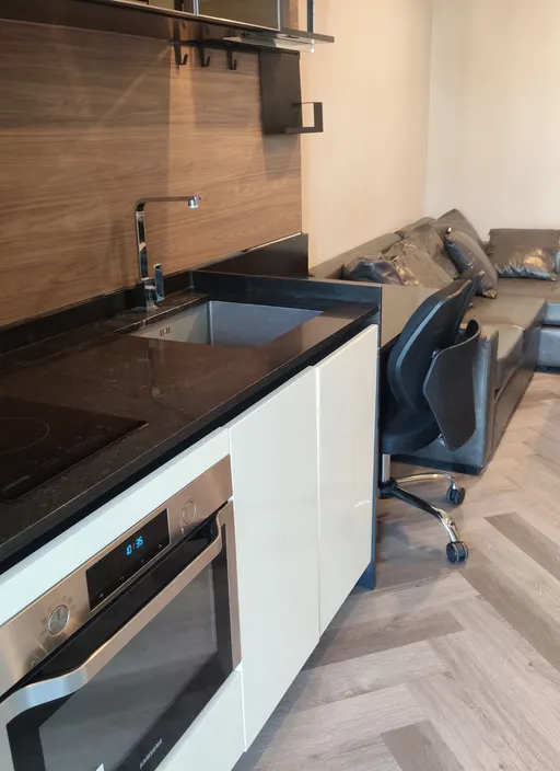 Photo 1 of listing DA-2472672: 1-bedroom condo (30 sq.m.) at The Room Sathorn - St. Louis