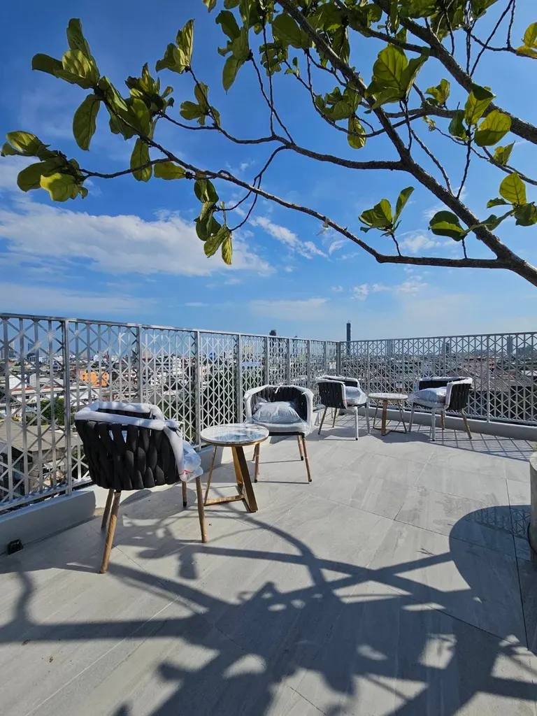 Photo 9 of listing DA-2484531: 2-bedroom condo (59.9 sq.m.) at Thana Astra Sathorn-Chan