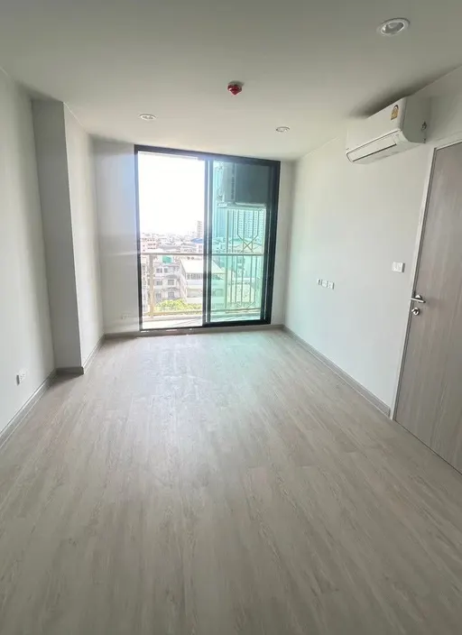 Photo 1 of listing DA-2484531: 2-bedroom condo (59.9 sq.m.) at Thana Astra Sathorn-Chan