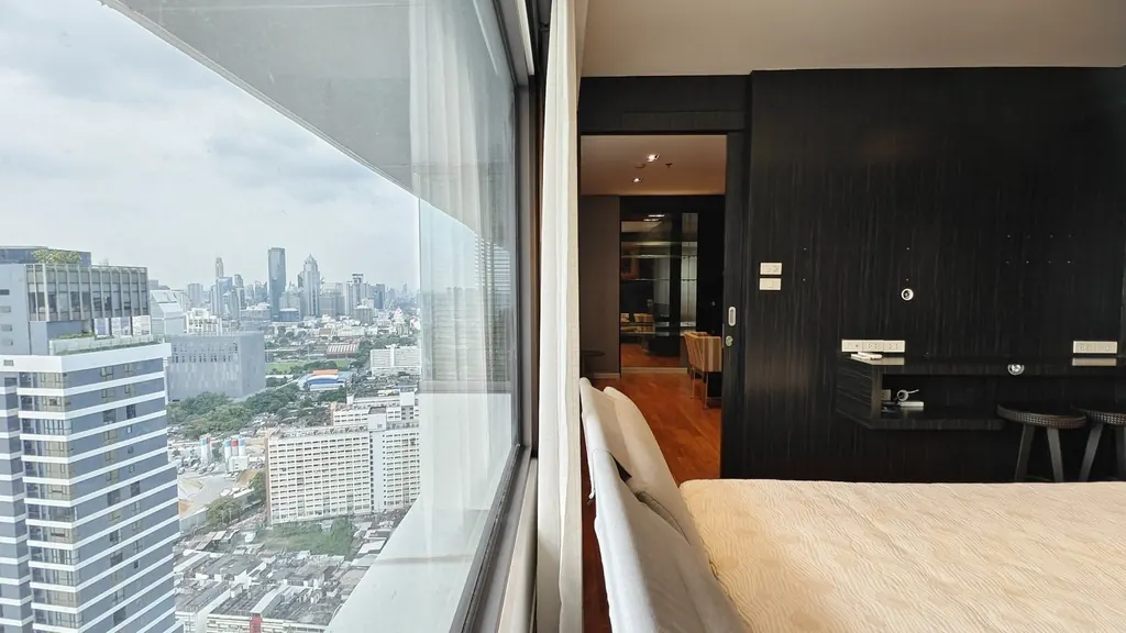 Photo 6 of listing DA-2490732: 2-bedroom condo (138.52 sq.m.) at Amanta Lumpini