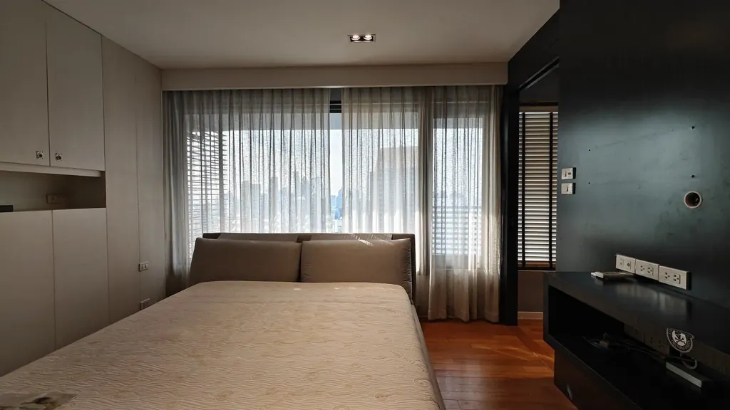 Photo 7 of listing DA-2490732: 2-bedroom condo (138.52 sq.m.) at Amanta Lumpini