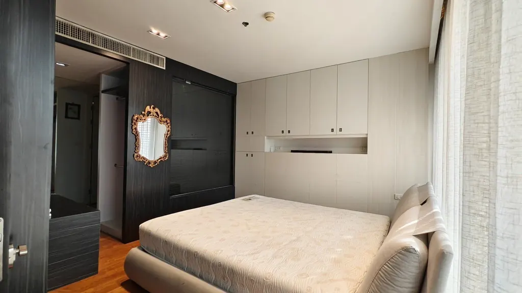 Photo 8 of listing DA-2490732: 2-bedroom condo (138.52 sq.m.) at Amanta Lumpini