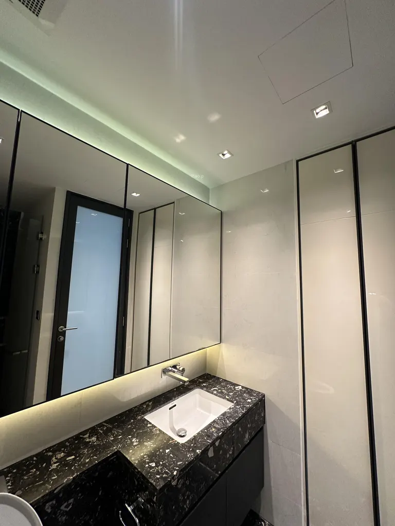 Photo 5 of listing DA-2514571: 1-bedroom condo (43 sq.m.) at Beatniq Sukhumvit 32