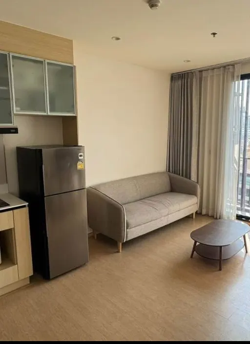 Photo 1 of listing DA-2528808: 2-bedroom condo (55 sq.m.) at Maru Ekkamai 2