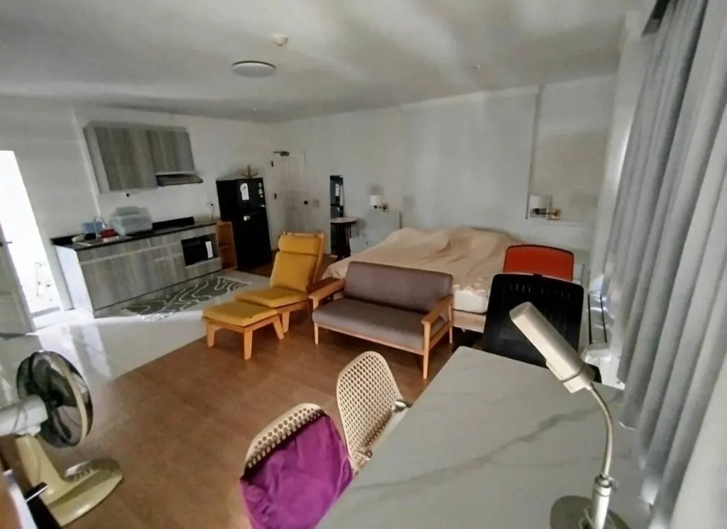 Photo 2 of listing DA-2537329: 1-bedroom condo (37 sq.m.) at S.L.D Condominium