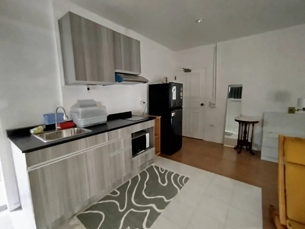Photo 3 of listing DA-2537329: 1-bedroom condo (37 sq.m.) at S.L.D Condominium