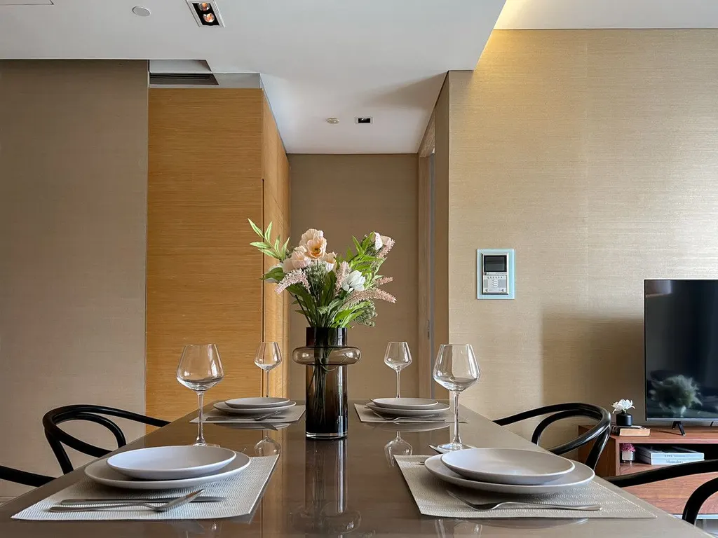 ภาพที่ 4 จากประกาศ DA-2543446 คอนโด 2 ห้องนอน 96 ตร.ม. ศาลาแดง เรสซิเด้นซ์ คอนโดมิเนียม