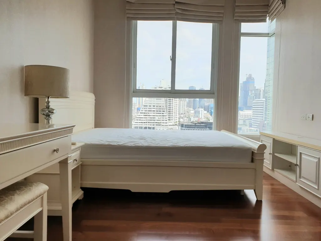 Bedroom (view 3) of the 1-bedroom condo (41 sq.m.) at Ivy Sathorn 10