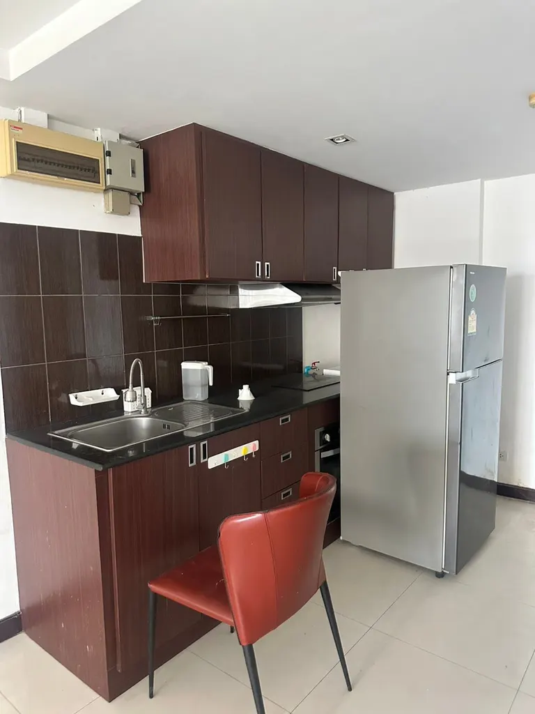 Photo 9 of listing DA-2718963: 3-bedroom condo (116 sq.m.) at Le Nice Ekkamai Condominium