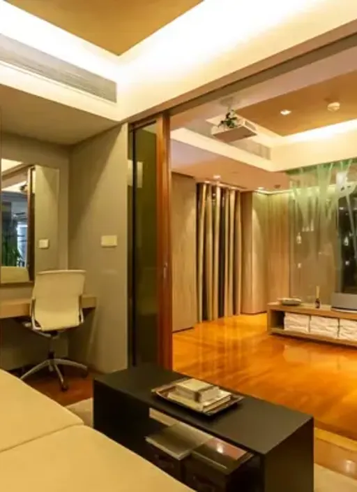 Cover photo of listing DA-2738394: 1-bedroom condo (131 sq.m.) at The Empire Place