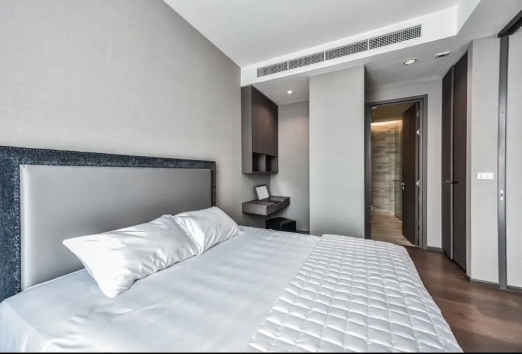 Photo 4 of listing DA-2772338: 1-bedroom condo (45 sq.m.) at The Diplomat Sathorn