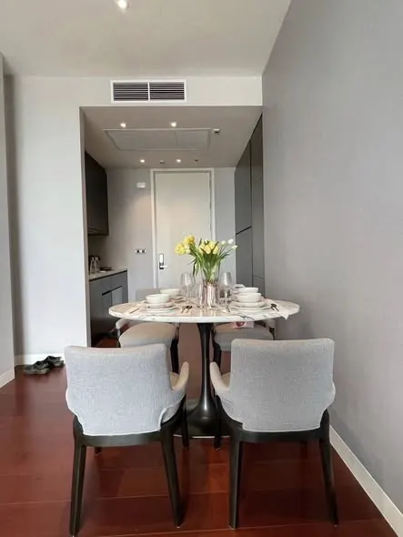 Photo 7 of listing DA-2805822: 1-bedroom condo (50 sq.m.) at Khun By Yoo