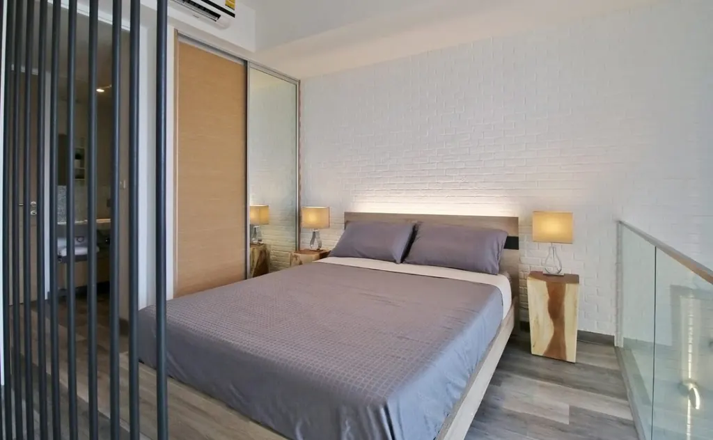 Chambre du condo de 1 chambre(s) (45 m²) à The Lofts Ekkamai