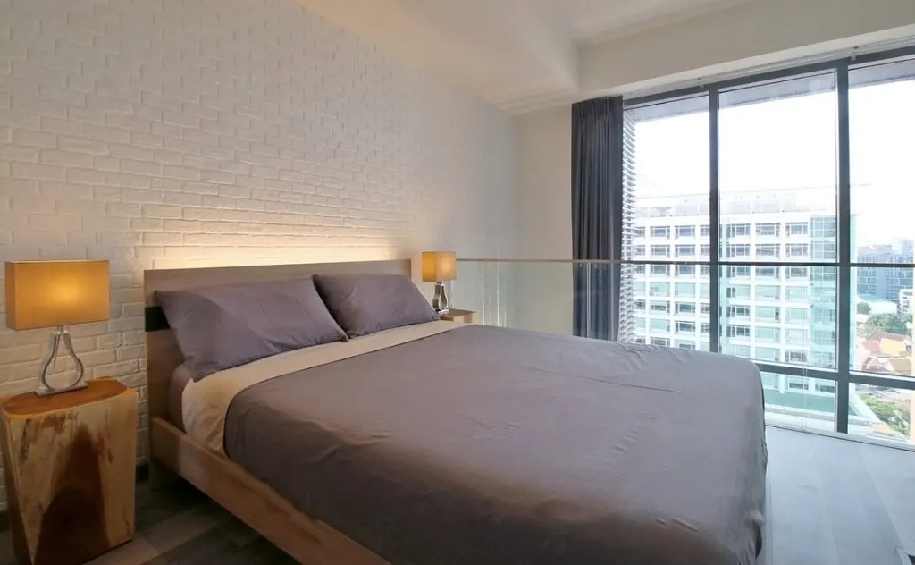 Chambre (vue 2) du condo de 1 chambre(s) (45 m²) à The Lofts Ekkamai