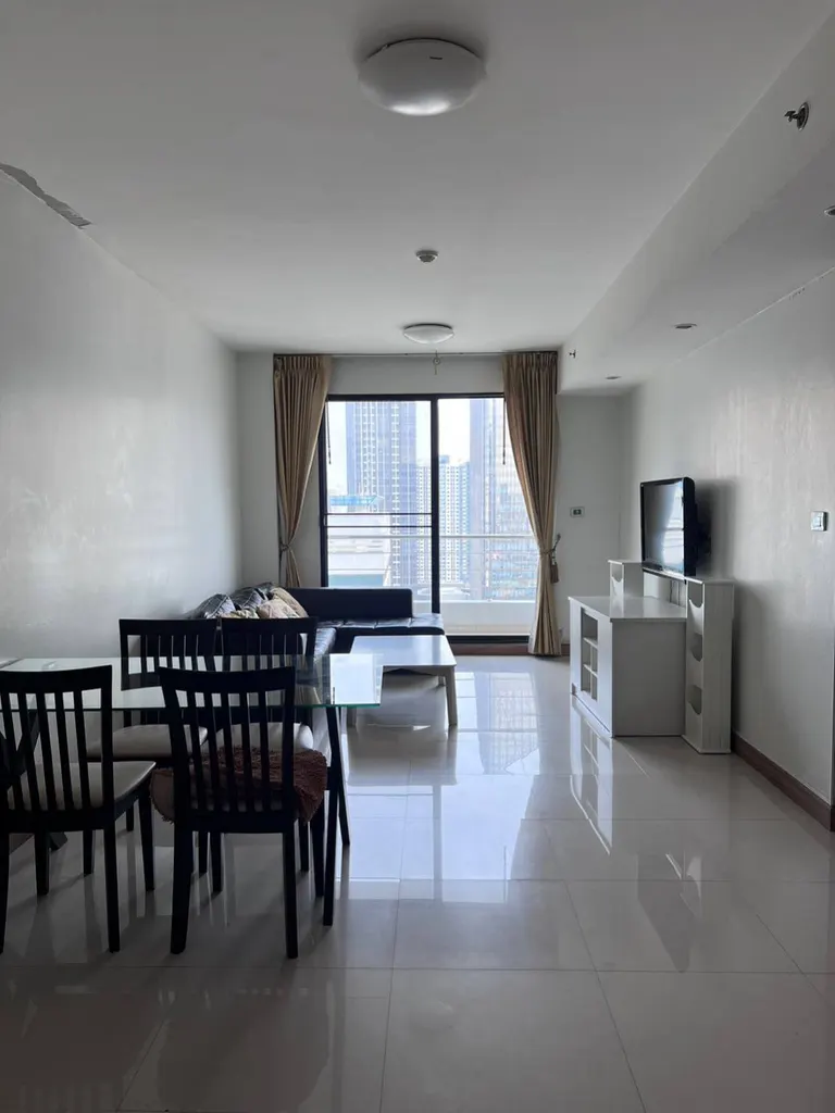 Photo 12 of listing DA-2823440: 3-bedroom condo (117 sq.m.) at Supalai Premier Place Asok