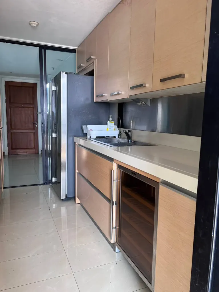 Photo 8 of listing DA-2823440: 3-bedroom condo (117 sq.m.) at Supalai Premier Place Asok
