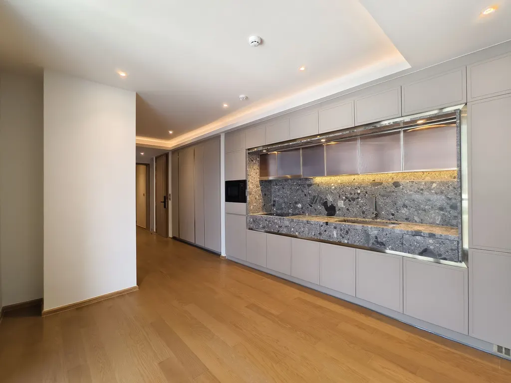 Photo 10 of listing DA-2836883: 2-bedroom condo (87.19 sq.m.) at Via 34