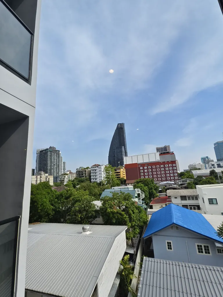 Photo 14 of listing DA-2836884: 2-bedroom condo (103.24 sq.m.) at Via 34