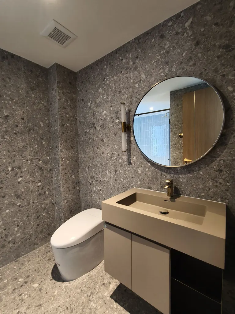 Photo 16 of listing DA-2836884: 2-bedroom condo (103.24 sq.m.) at Via 34