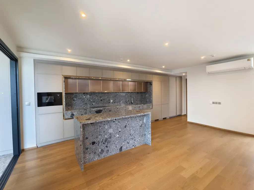 Photo 4 of listing DA-2836884: 2-bedroom condo (103.24 sq.m.) at Via 34