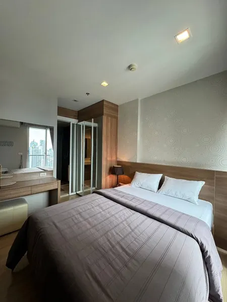 Cover photo of listing DA-2901279: 1-bedroom condo (35.61 sq.m.) at Rhythm Sathorn