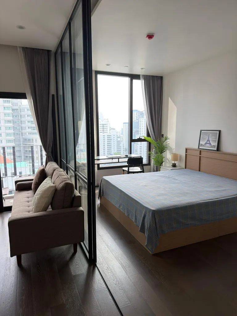 Photo 4 of listing DA-2903083: 1-bedroom condo (43 sq.m.) at Muniq Sukhumvit 23