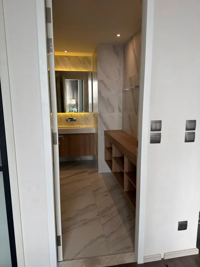 Photo 7 of listing DA-2903083: 1-bedroom condo (43 sq.m.) at Muniq Sukhumvit 23