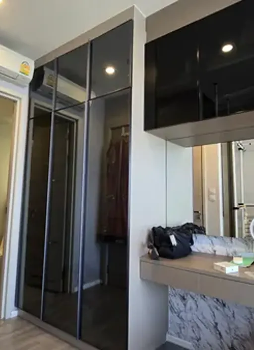 Photo 1 of listing DA-2941505: 1-bedroom condo (35 sq.m.) at The Room Sathorn - St. Louis