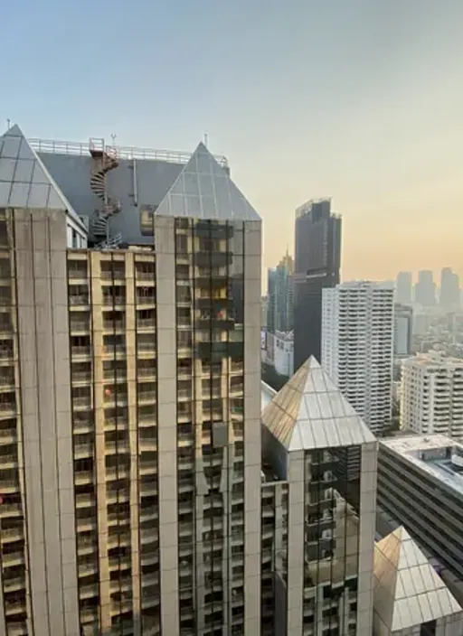 Living room of the 2-bedroom condo (80.83 sq.m.) at Asoke Place