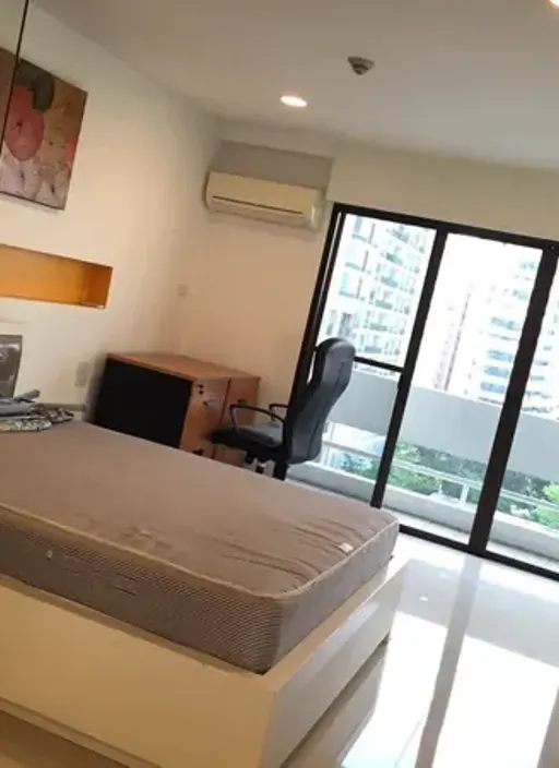 Photo 1 of listing DA-2984995: 2-bedroom condo (119 sq.m.) at Sukhumvit House Condominium