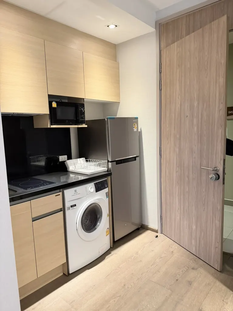 Photo 2 of listing DA-3002429: 1-bedroom condo (29 sq.m.) at Park Origin Phrom Phong
