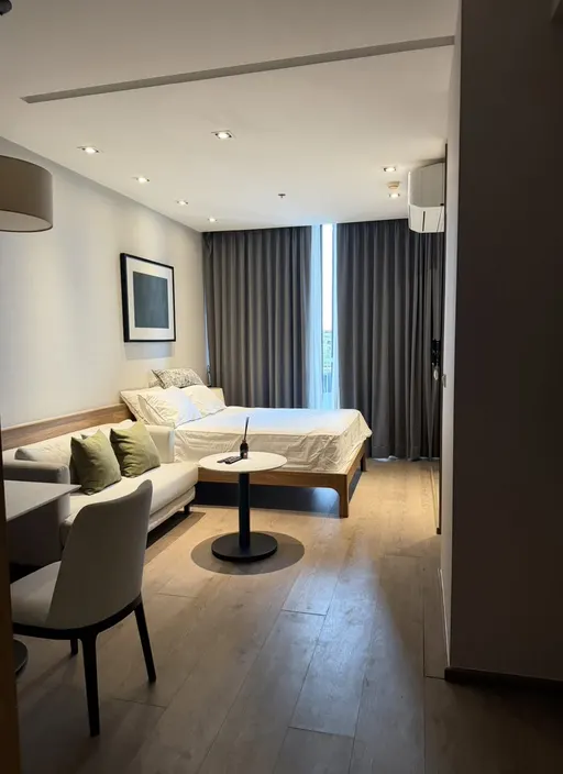 Photo 1 of listing DA-3002429: 1-bedroom condo (29 sq.m.) at Park Origin Phrom Phong