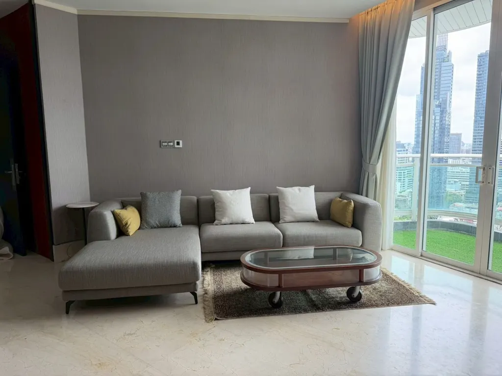 Photo 4 of listing DA-3013964: 2-bedroom condo (97.5 sq.m.) at The Infinity Condominium