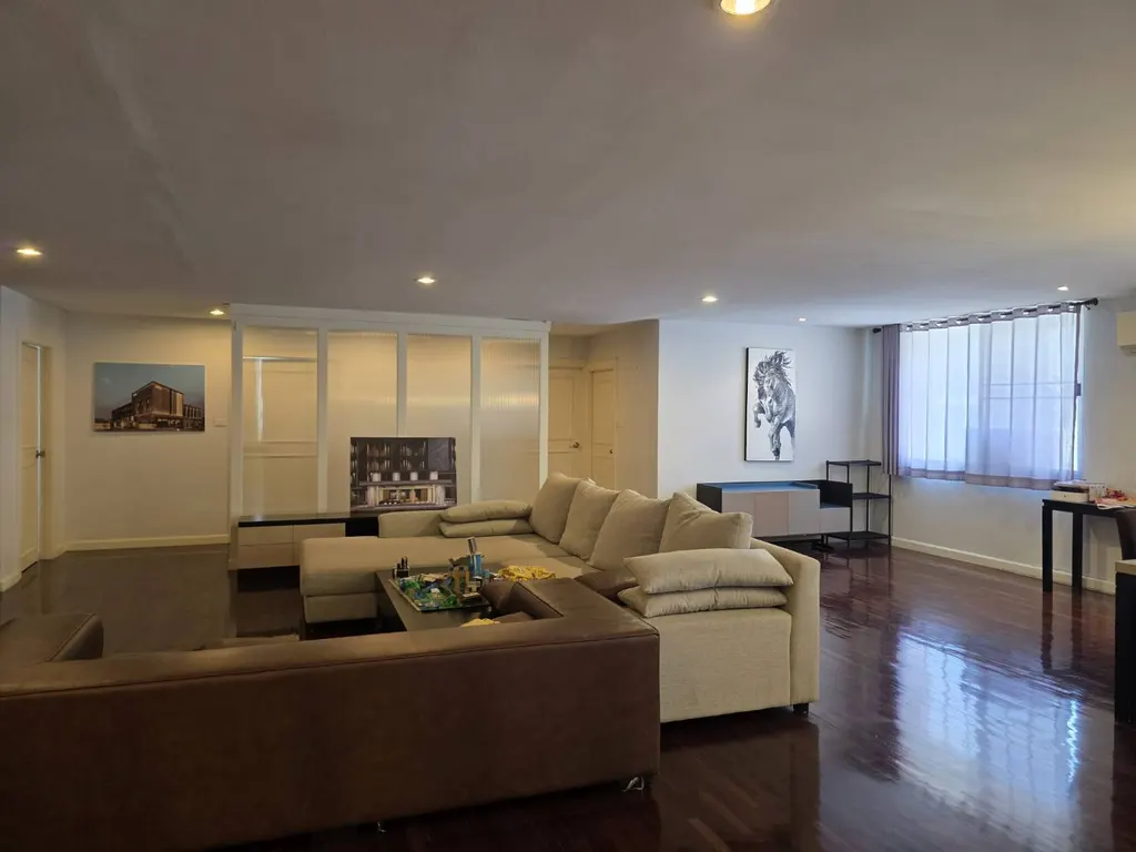 Photo 3 of listing DA-3023917: 3-bedroom condo (242 sq.m.) at DS Tower 1