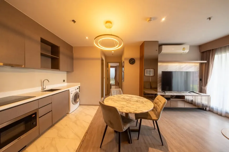 Living room (view 3) of the 2-bedroom condo (70 sq.m.) at Rhythm Ekkamai