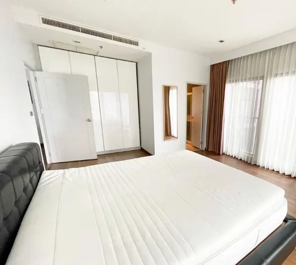 Photo de couverture de l'annonce DA-3060365 : condo de 2 chambres (82.5 m²) à Noble Reveal Ekamai