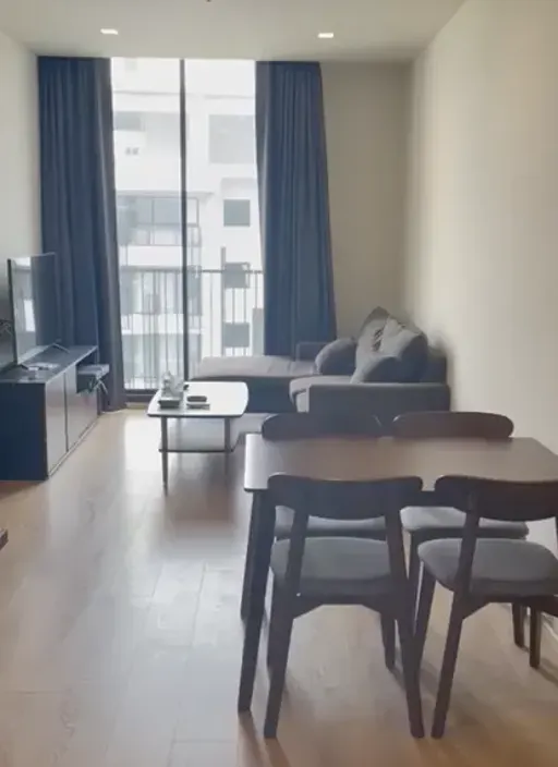Photo 1 of listing DA-3065644: 2-bedroom condo (60 sq.m.) at Noble Around Sukhumvit 33