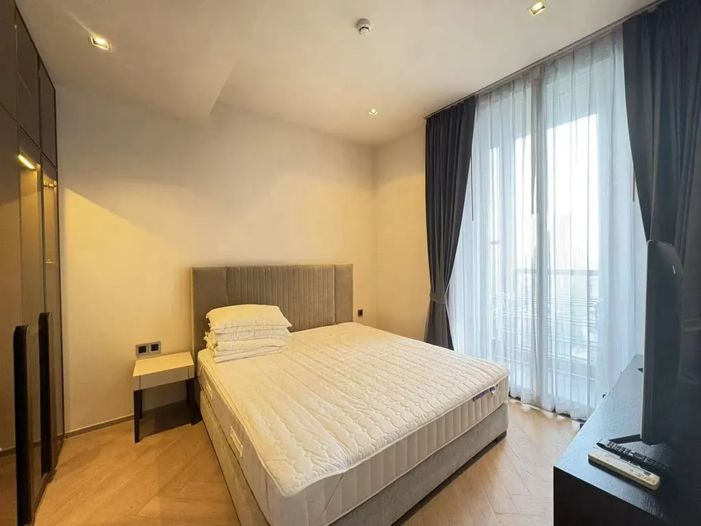 Photo 6 of listing DA-3066178: 2-bedroom condo (114 sq.m.) at The Reserve Sathorn