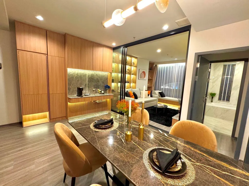 Photo 2 of listing DA-3155621: 1-bedroom condo (58.18 sq.m.) at Ideo Mobi Rangnam